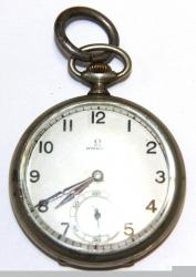 17 Часы карманные «OMEGA».. 1940 г. «Omega. Swiss made – FABRIKATICU SUISSE». Принадлежали участнику Великой Отечественной войны Василию Буханову.
